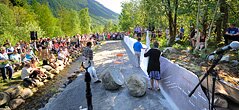 Synnøve Solbakken - Tidsaksen i Steinparken © Bjarne Øymyr